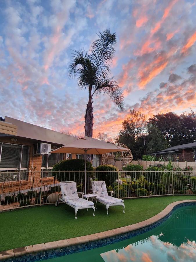 Villa Rose Cottages Bloemfontein Exterior photo